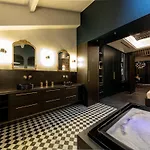 Pablo - Luxury & Bath * 발로리스